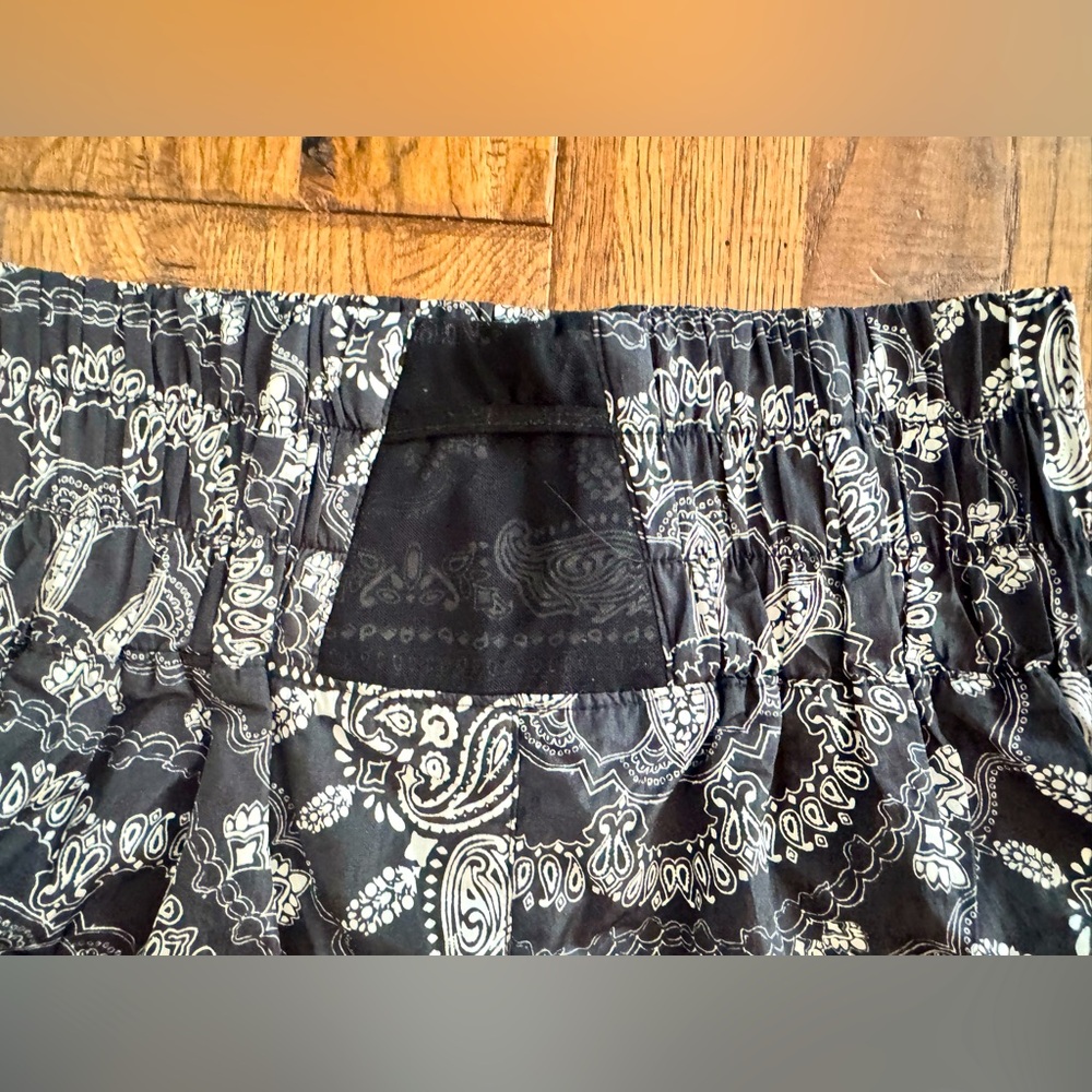 Free People FP Movement The Way Home Black White Bandana Shorts Size M O - Picture 5 of 5